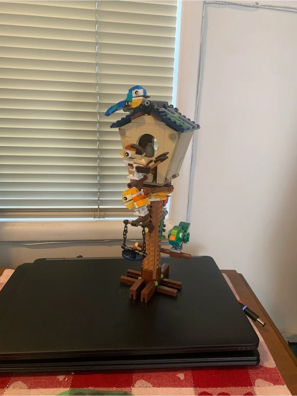 Lego Birdhouse Playset with Blue, Yellow, Green, Brown Pieces